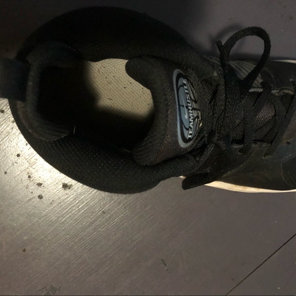 High top slightly used Nikes youth size 7 black and white - Picture 5 of 8